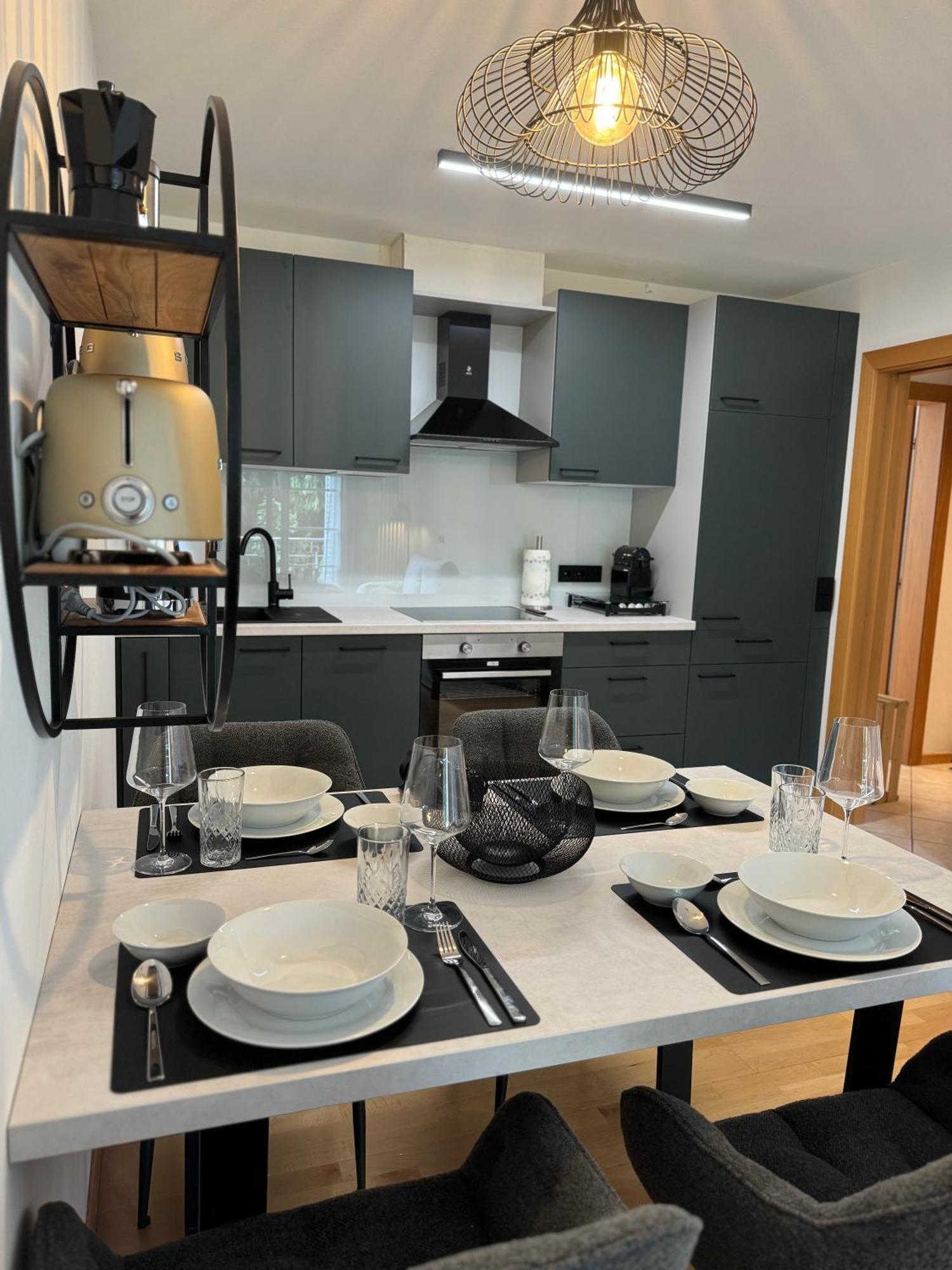 Oehlers Prime Suite Випитено Екстериор снимка
